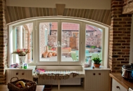 Elite 92 - Kitchen-Window
